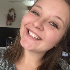 Meet your Posher, Raelyn